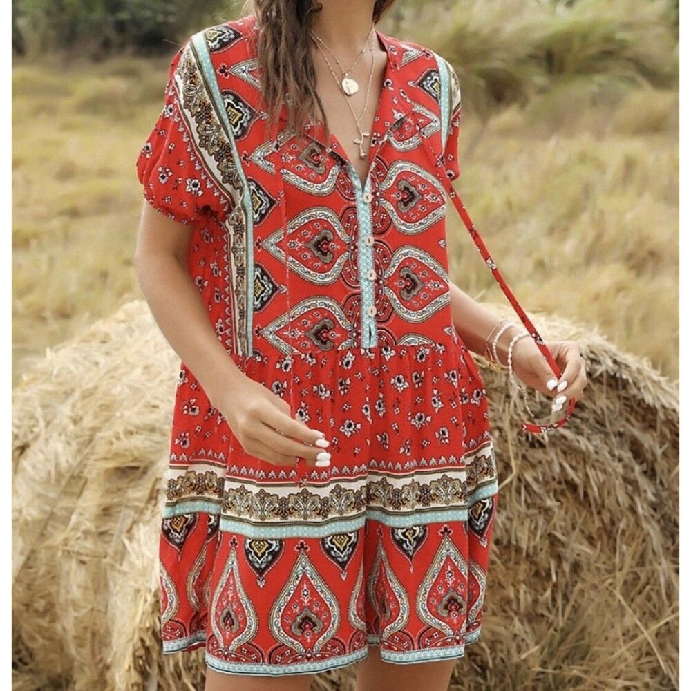 Vicky and Lucas Romper Sz small Red-Multicolor Print Short Sleeve